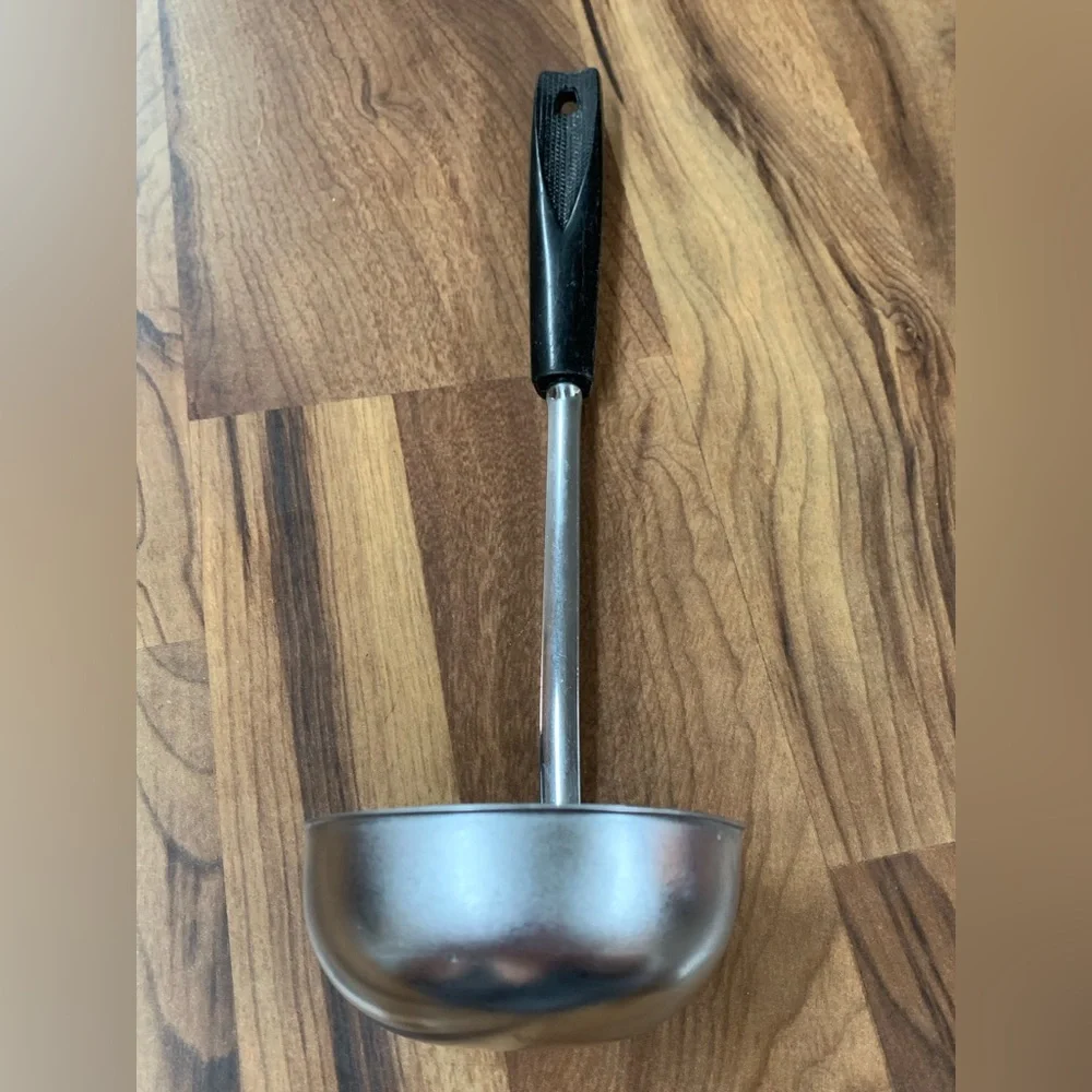 Ekco USA Vintage Chromium Plated Soup Gravy Muffin Ladle w/ Spout & Black Handle